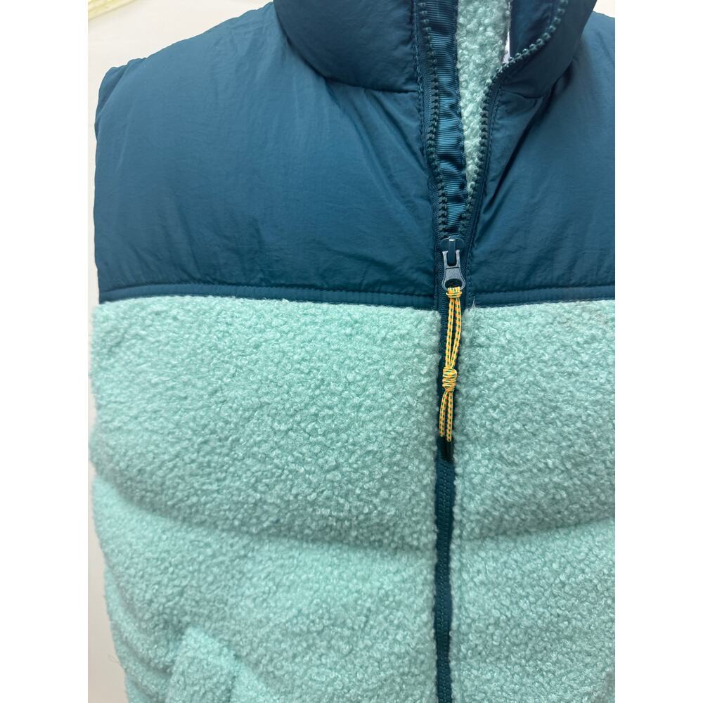 Wild Fable Womens S Oversized Puffer Vest Green Sherpa Teal zip two toned Target - Picture 4 of 4